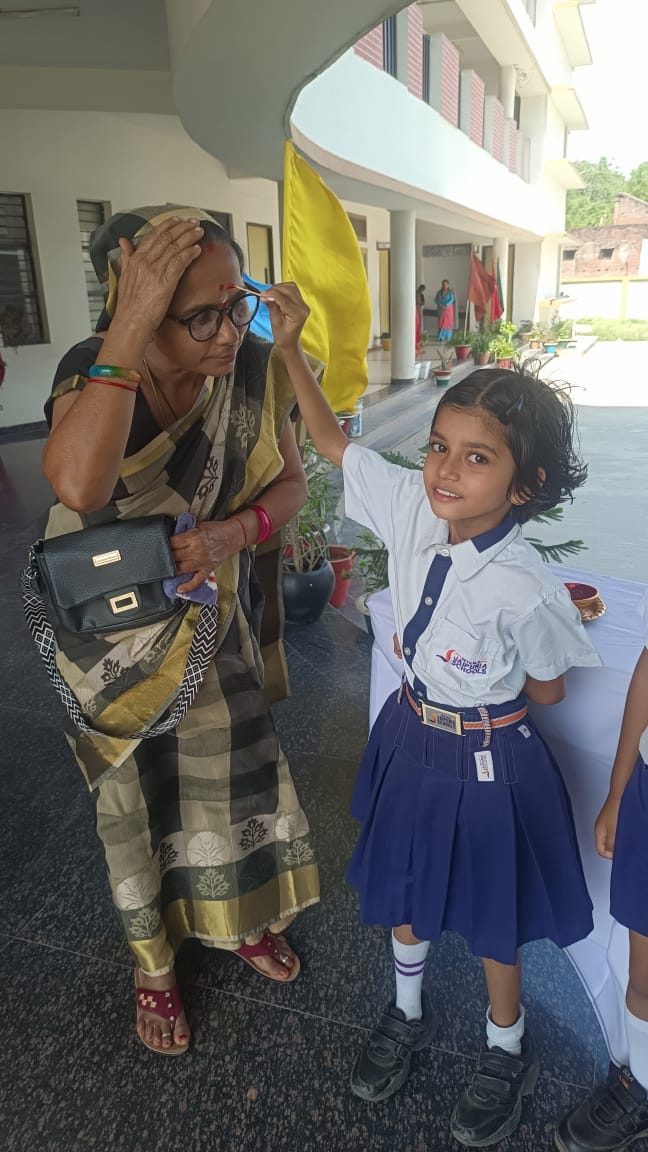 Parents Orientation Programme jaipuria school Pratapgarh