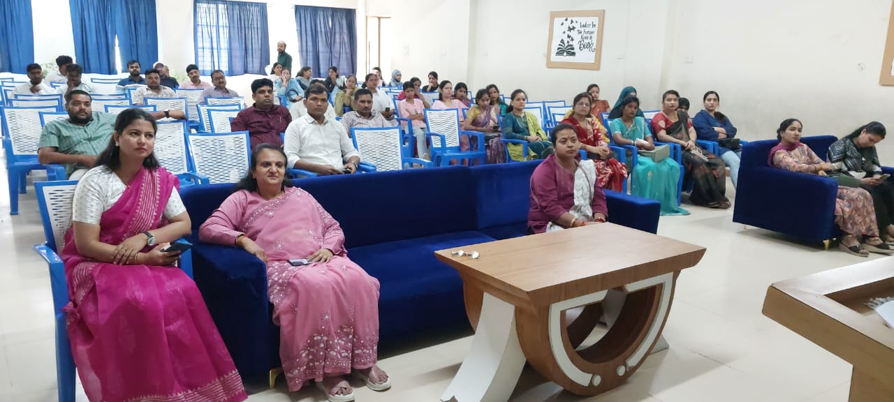 Parents Orientation Programme jaipuria school Pratapgarh