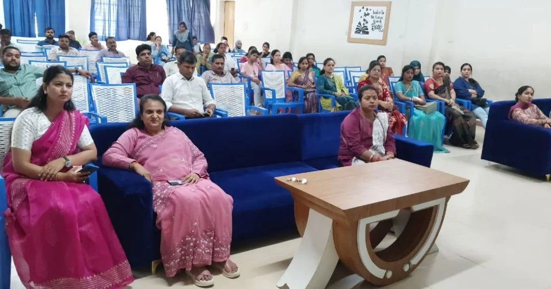 Parents Orientation Programme jaipuria school Pratapgarh